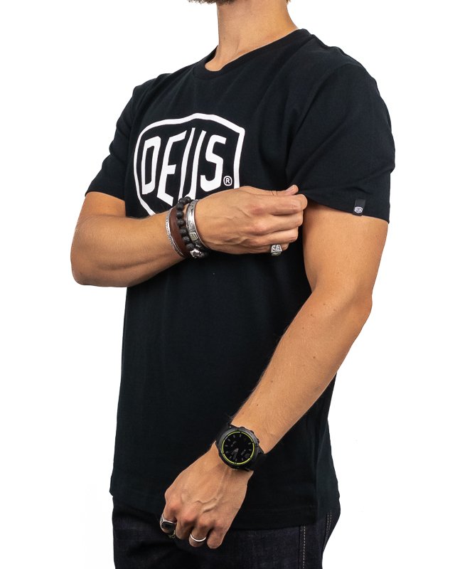 Deus Ex Machina - T-shirt Shield Logo - Svart