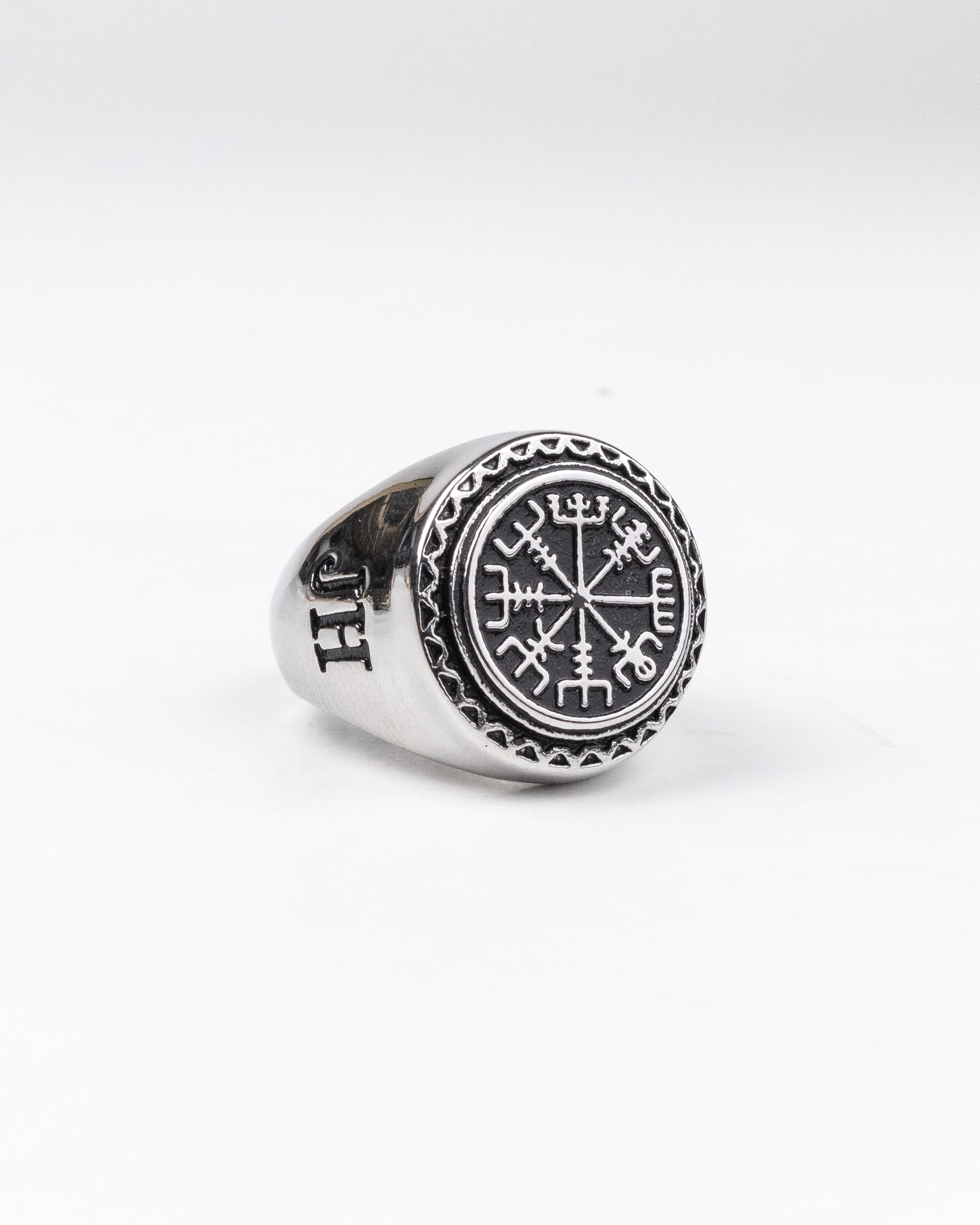Jernhest - Loke Silver Ring
