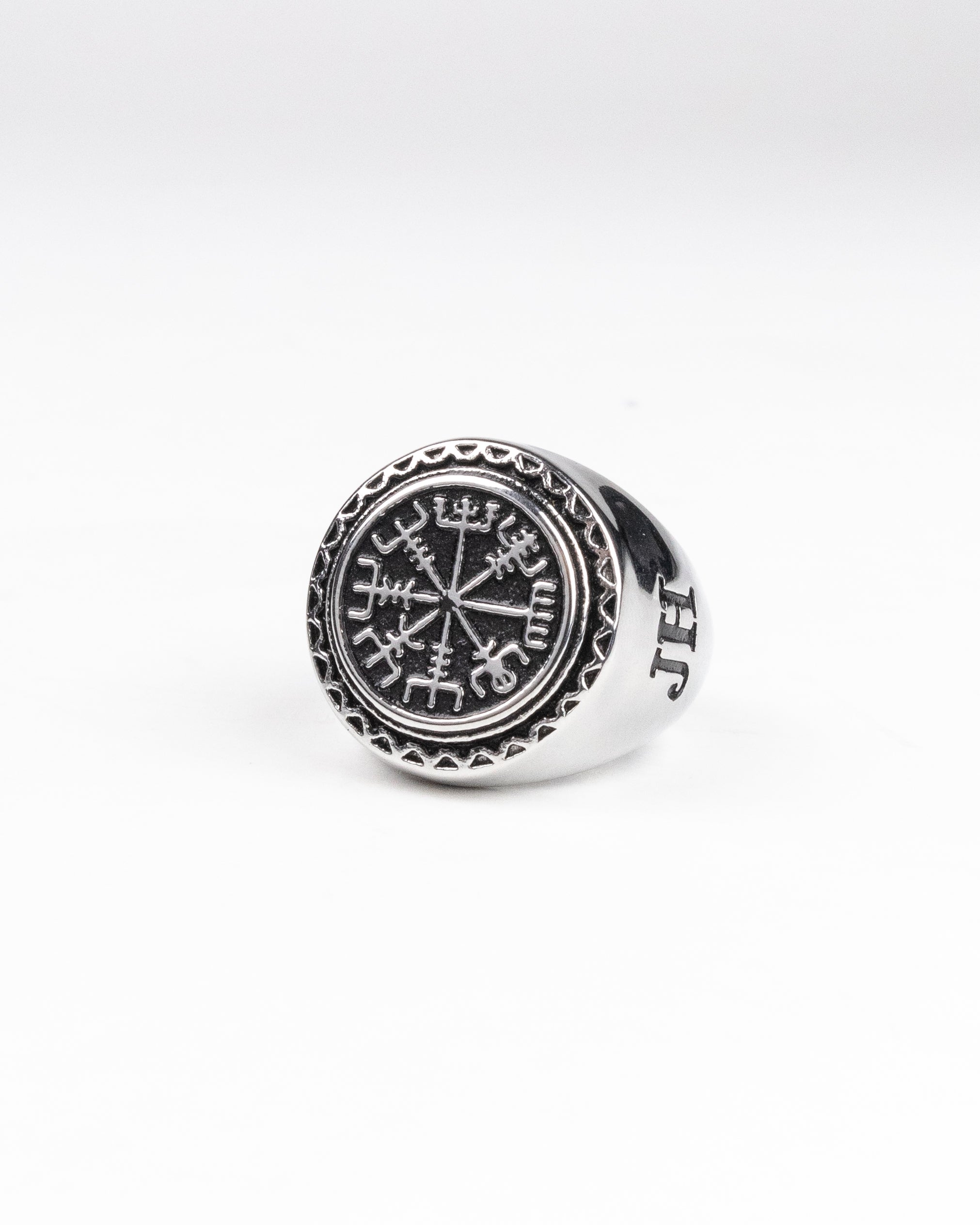 Jernhest - Loke Silver Ring