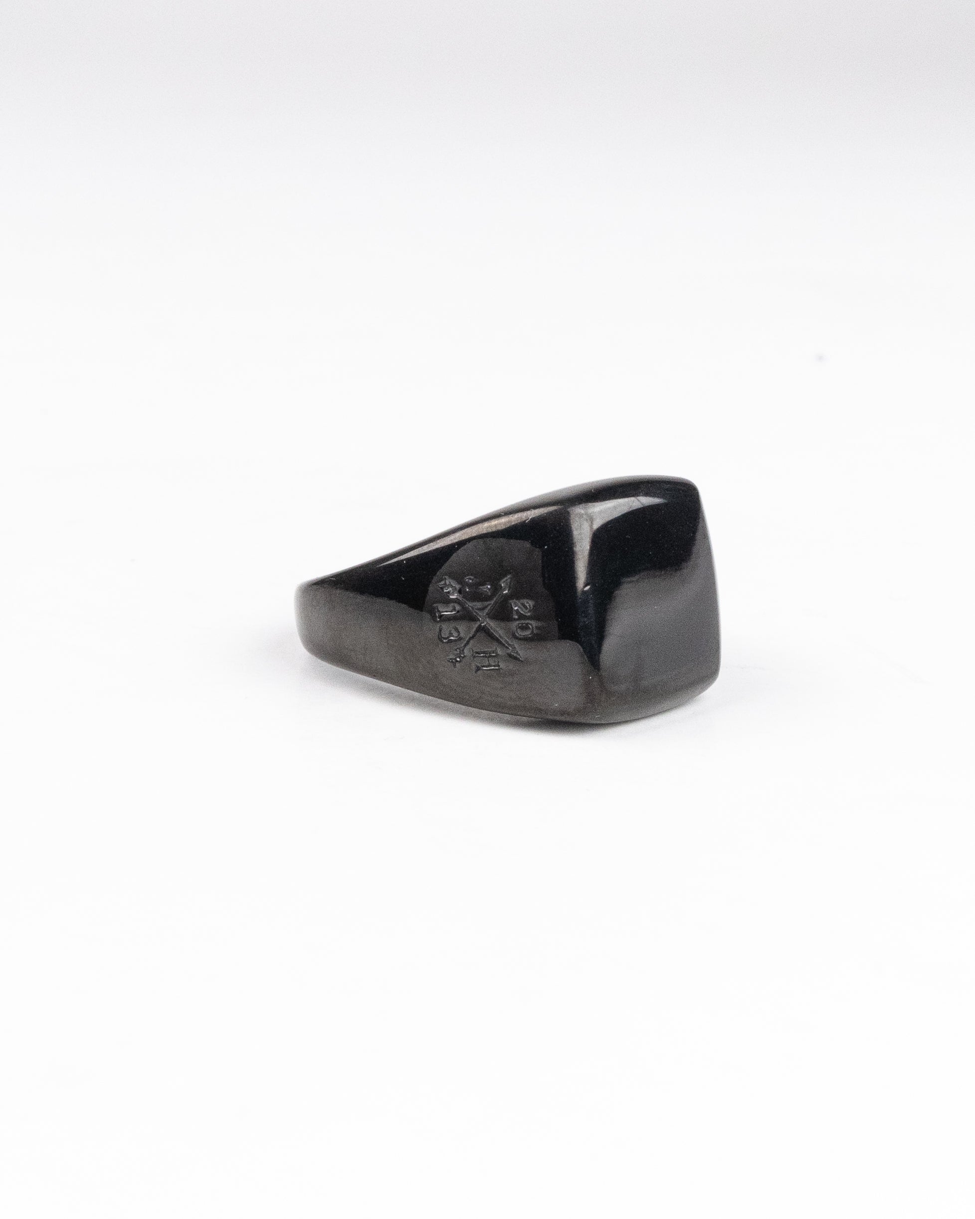 Jernhest - Kenta Black Ring