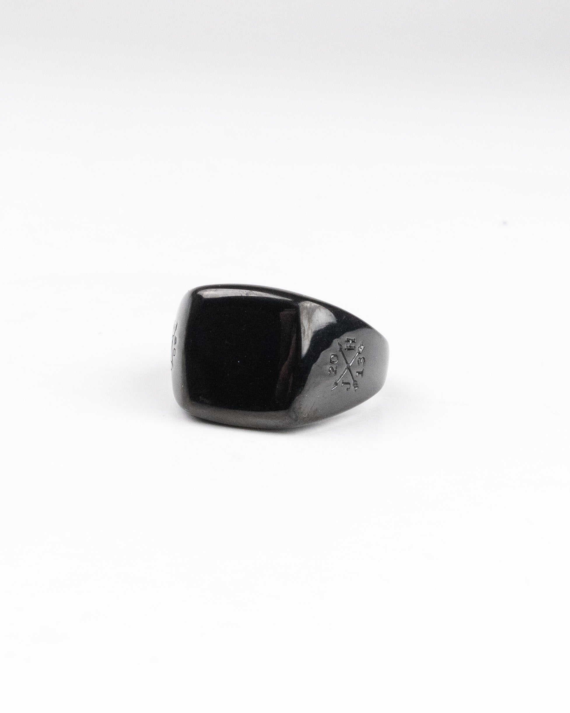 Jernhest - Kenta Black Ring
