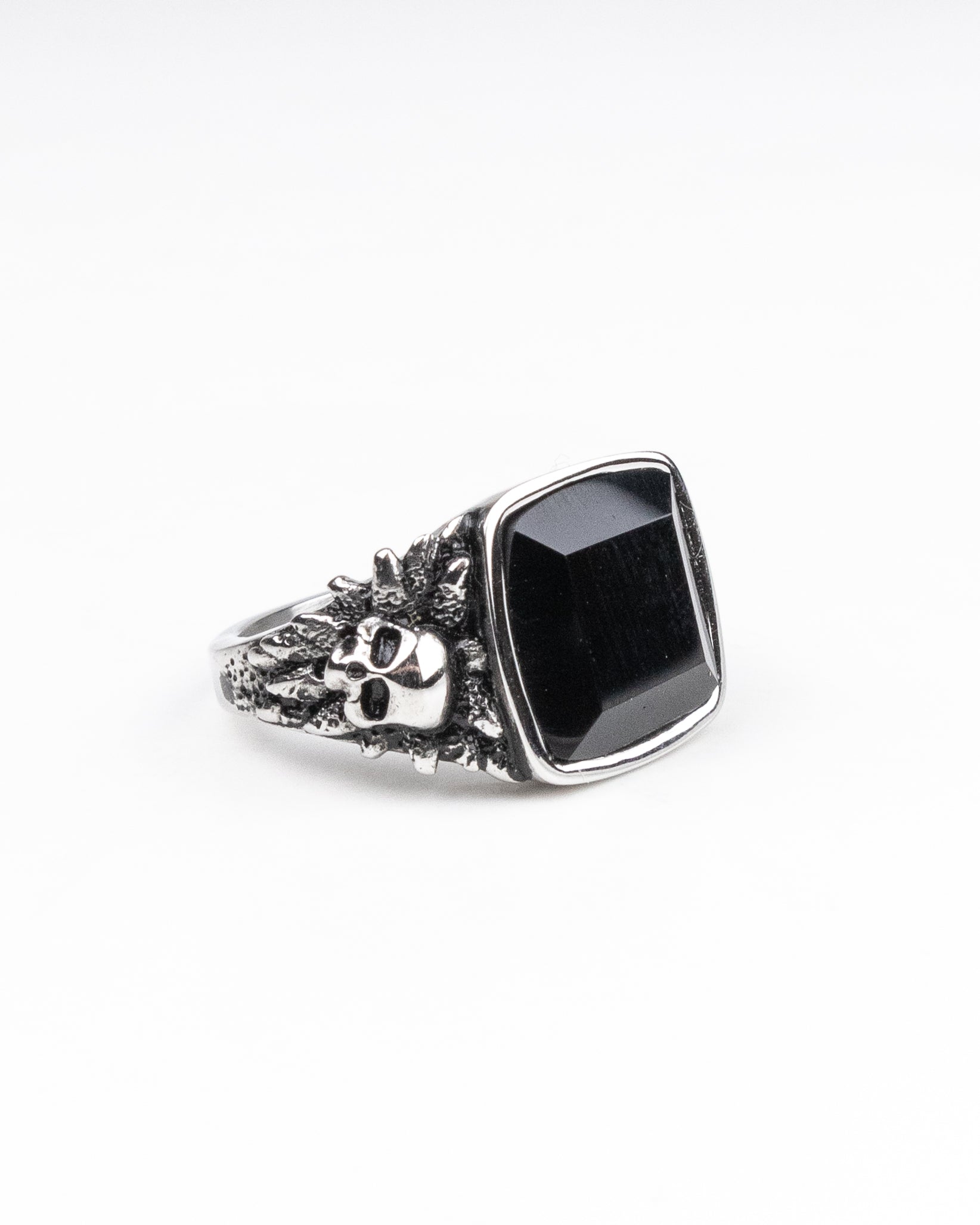 Jernhest - Steven Ring Silver