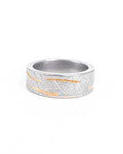 Jernhest - Graverad Ring - Clay