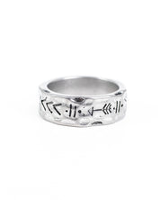 Jernhest - Ring Med Symboler - Fred