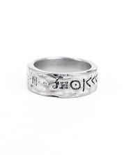 Jernhest - Ring Med Symboler - Fred