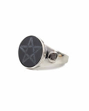 Iron Horse - Ring with engraved stone - Liam