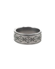Jernhest - Alvan Ring - Silver - Ring med Kolmårdsmarmor