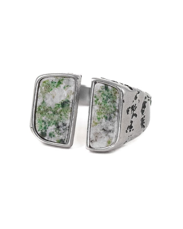 Jernhest - Hovs Ring - Silver - Ring med Kolmårdsmarmor