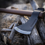 Barebones - Tomahawk Yxa med fodral