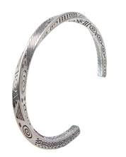 Jernhest - Tomb Armband - Skruvad Armlänk - Opolerad Silver