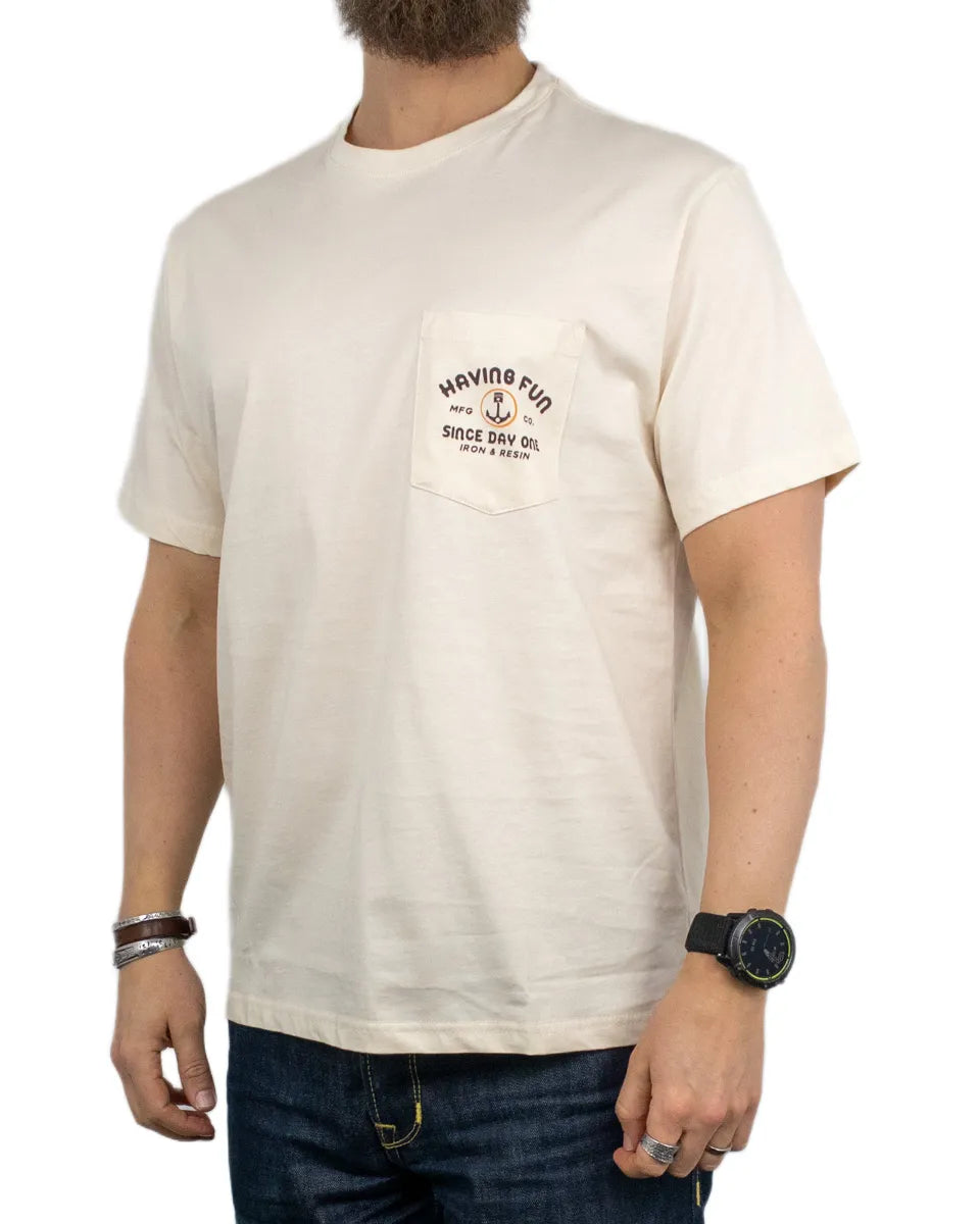 Iron & Resin - T-Shirt - Having Fun - Natural