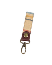 Iron & Resin - Nyckelhållare - Key Ring - Tan
