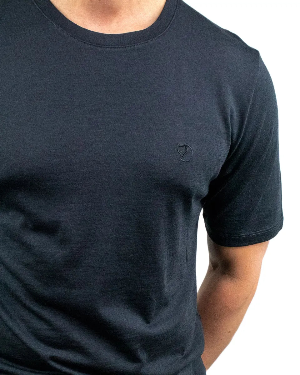 Fjällräven - T-Shirt i Ull - Abisko Wool - Svart