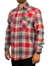 Wrangler Western Shirt Chili Pepper i rött rutmönster, snett framifrån