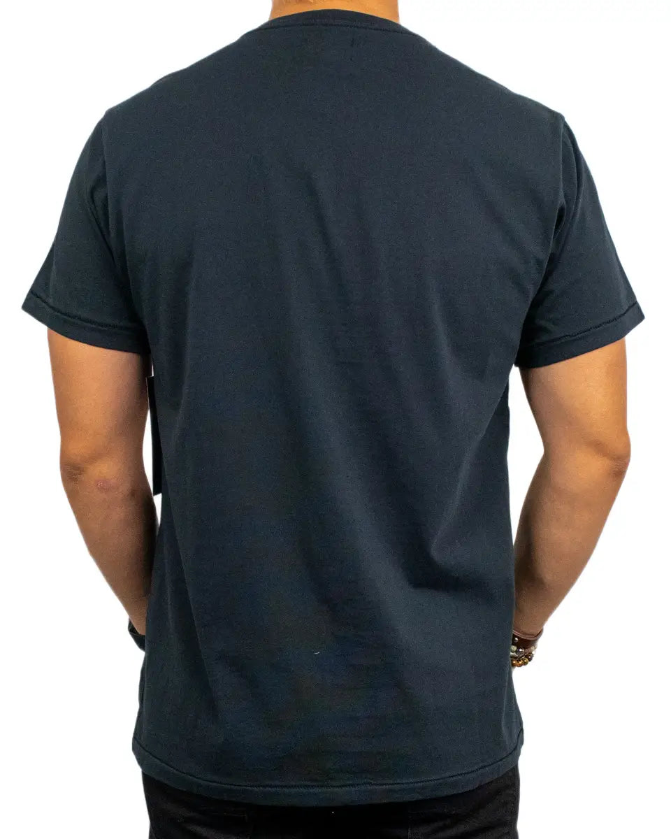 Brixton Baseline Henley T-Shirt i svart, baksida