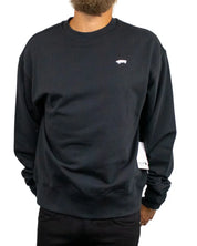 Vans Salton Loose FT Crew sweatshirt i svart, närbild på bröstloggan