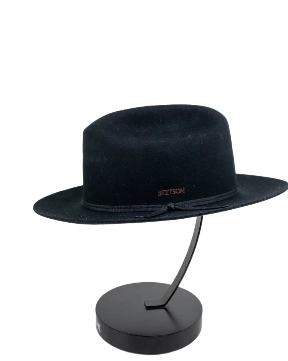 Stetson Ten Sleep westernhatt i svart, från sidan med brättet i profil