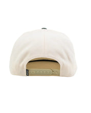 Brixton Oath III keps i benvitt och olivgrönt, baksidan med snapback