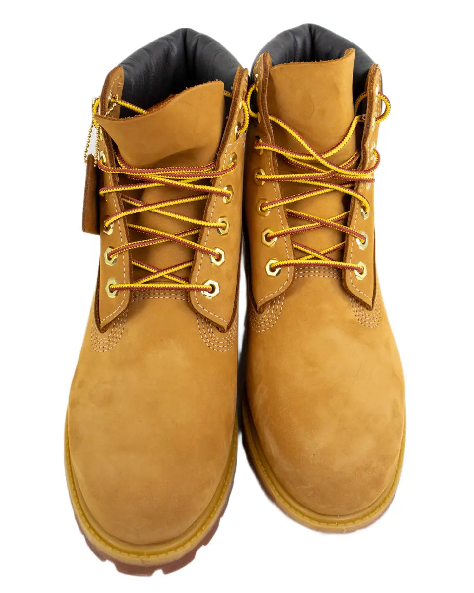 Timberland Premium 6-Inch känga i vetefärgad nubuck, paret ovanifrån