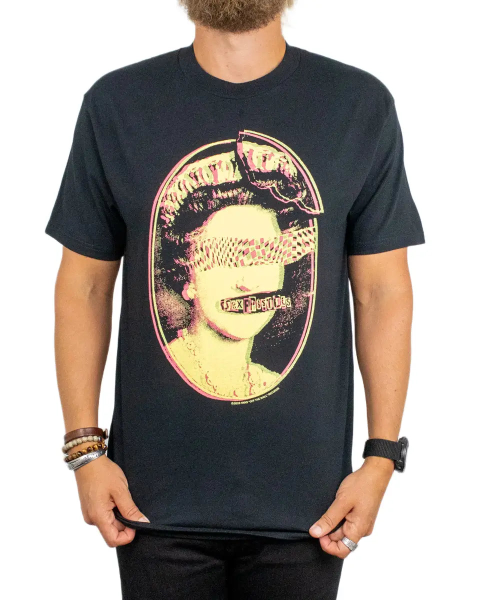 Vans Sex Pistols Pretty Vacant t-shirt i svart, närbild på fronttrycket