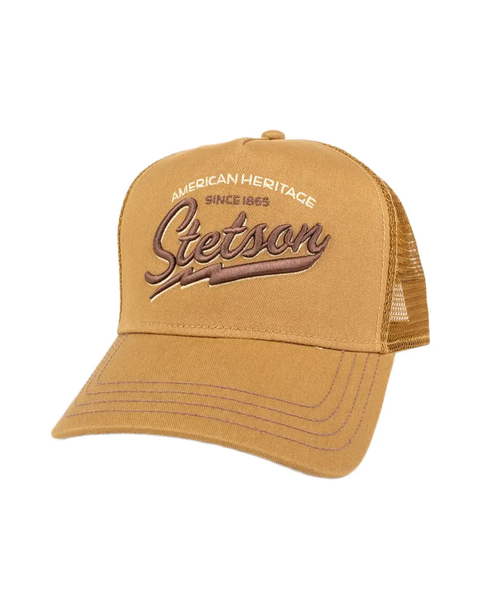 Stetson American Heritage Classic truckerkeps i brunt, sedd snett framifrån