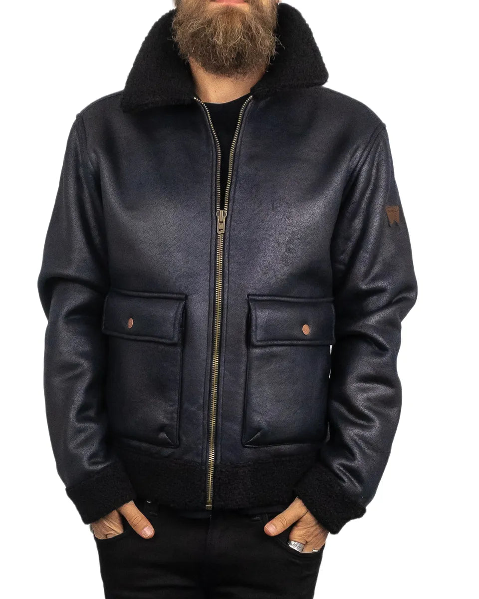 JH_Store-3675_comp.webp