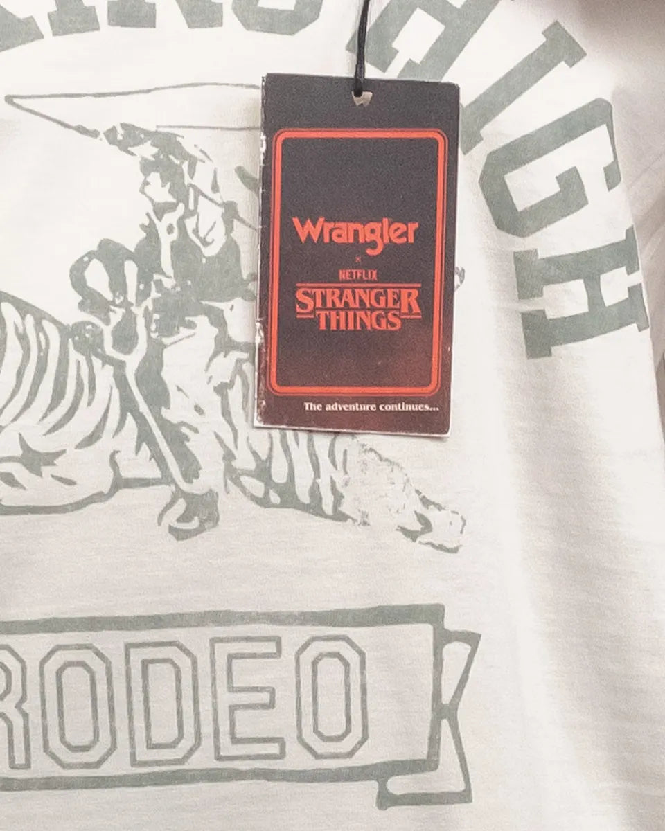Wrangler X Stranger Things - T-Shirt - Hawkins High  - Beige