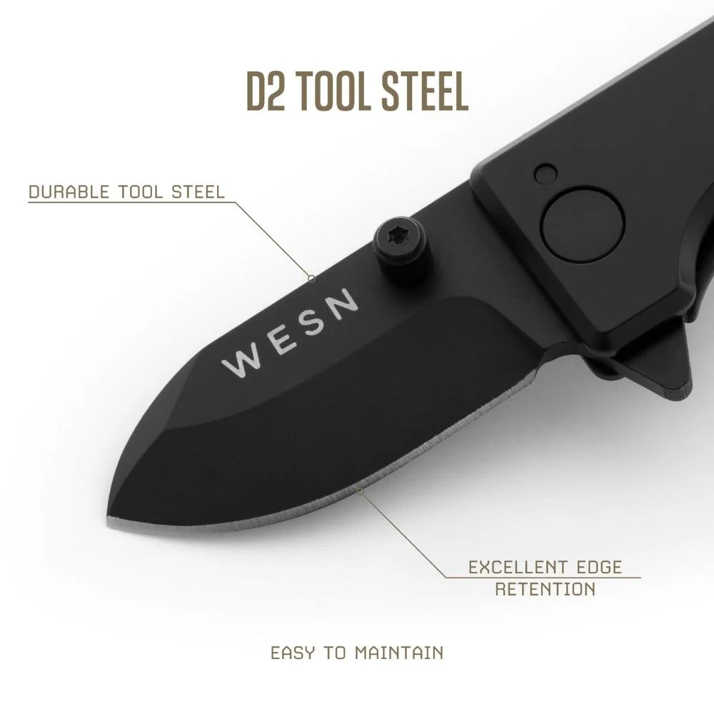 WESN Microblade fickkniv i svart, närbild på D2-stålblad