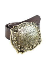 Wrangler Oversized Buckle Belt i brunt läder, vinkel