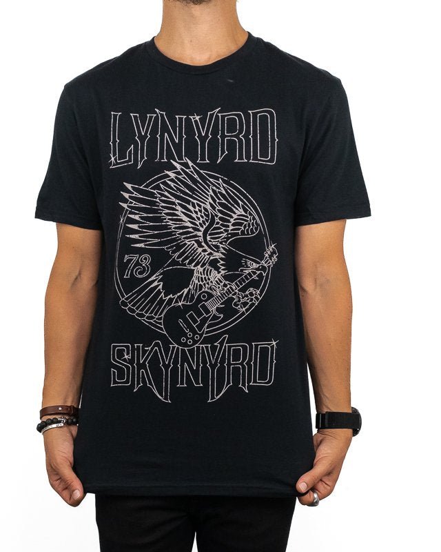 Band Tee - Lynyrd Skynyrd T-Shirt - '73 Eagle Guitar - Svart - jhstore.se