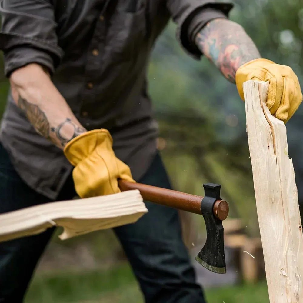 Barebones - Tomahawk Yxa med fodral - jhstore.se