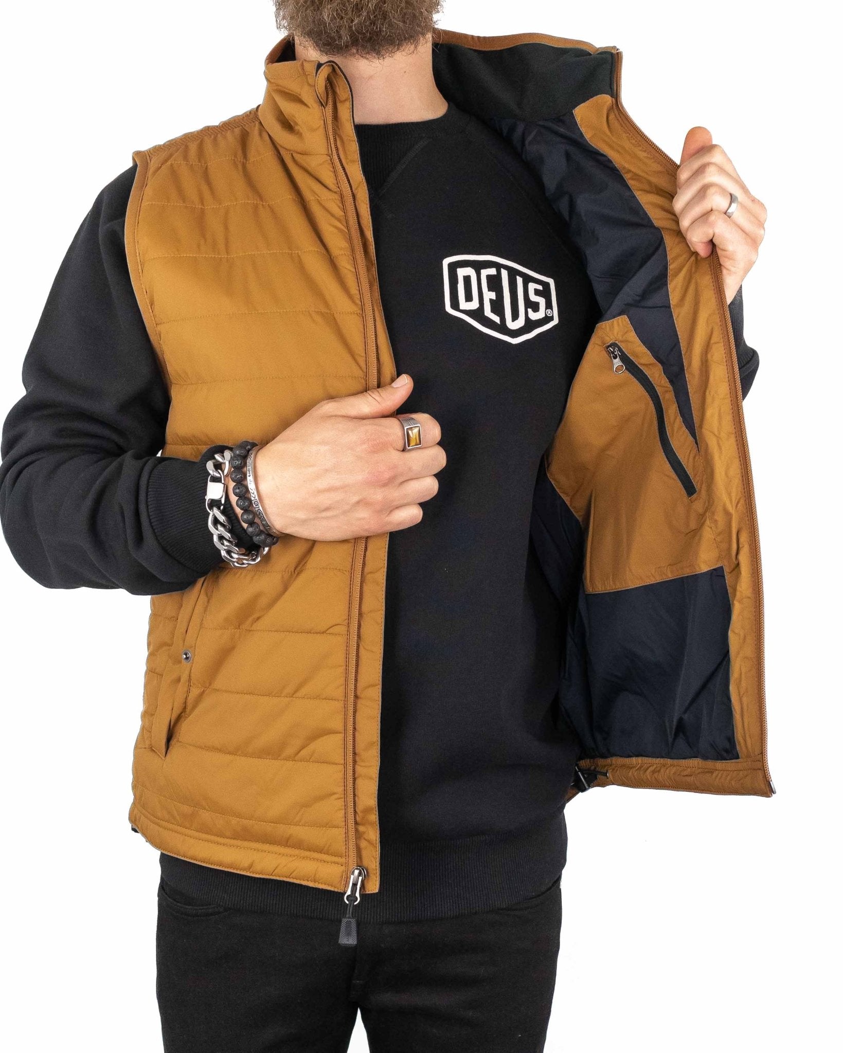 Carhartt - Väst Brun - Gilliam - jhstore.se