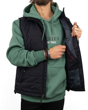 Carhartt - Väst Svart - Gilliam - jhstore.se