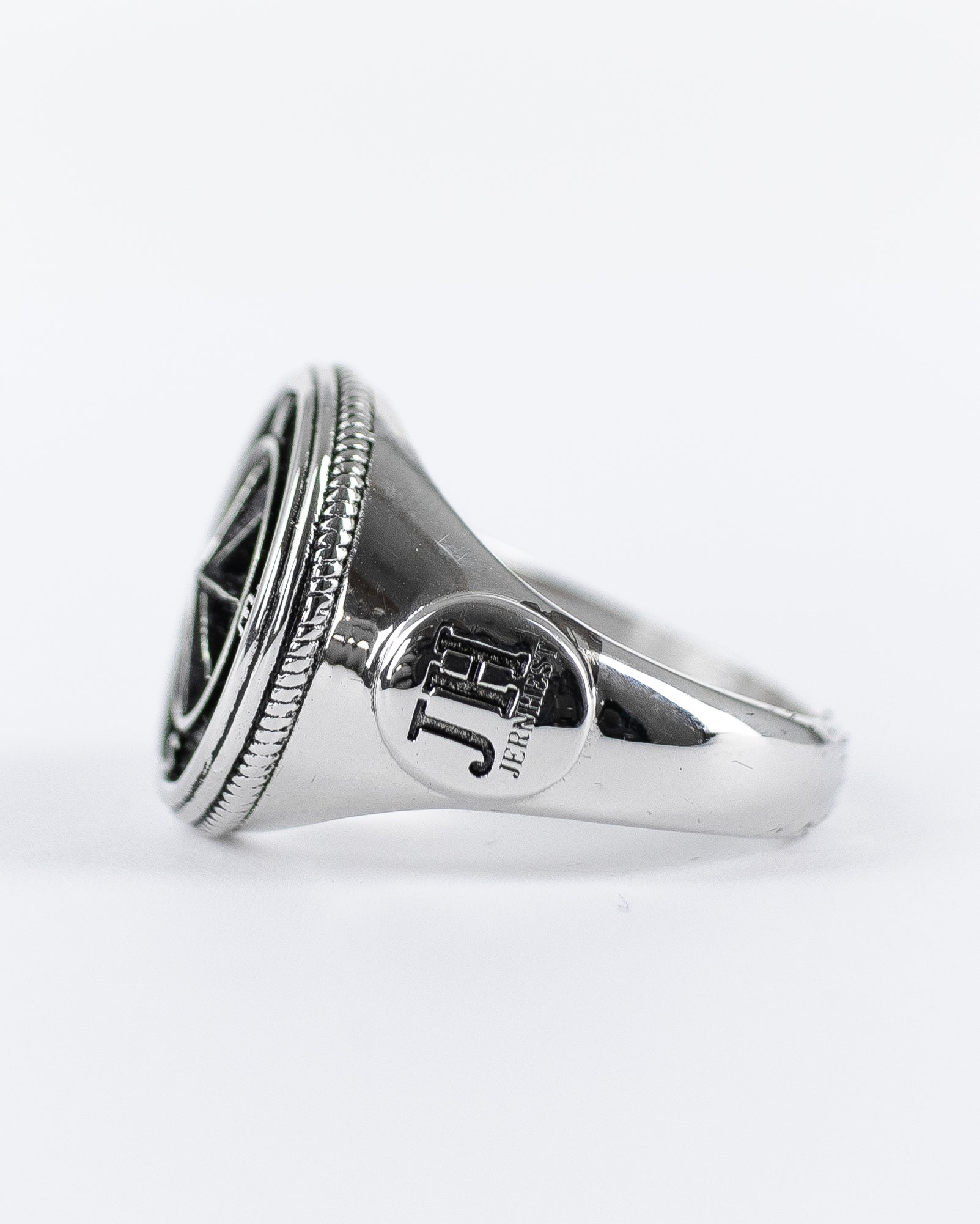 Crafted By Jernhest - Christian Ring 925 Silver - jhstore.se