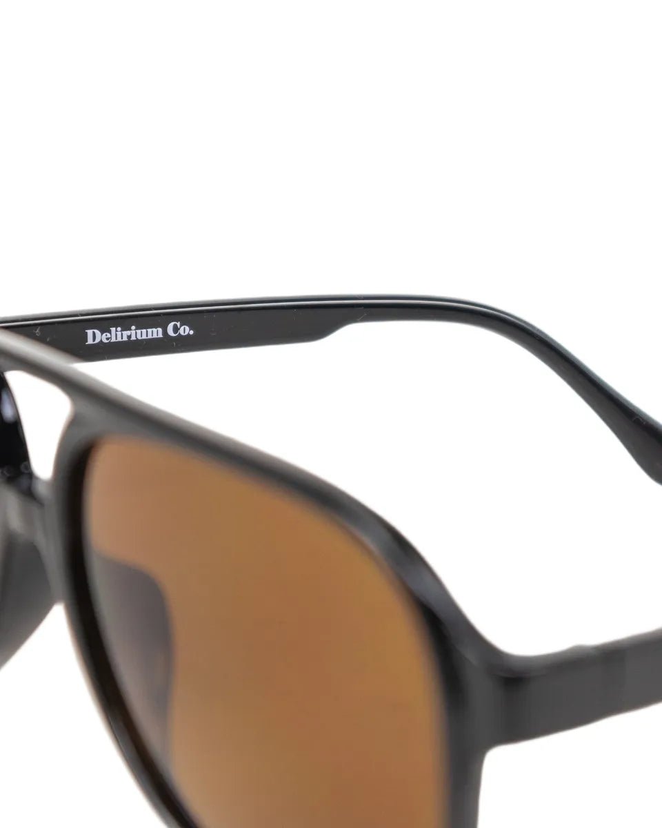 Delirium - Blaze Solglasögon - Svart/Tea - jhstore.se