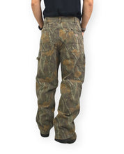Dickies Houck Loose Straight canvasbyxor i kamouflage, baksida, på modell