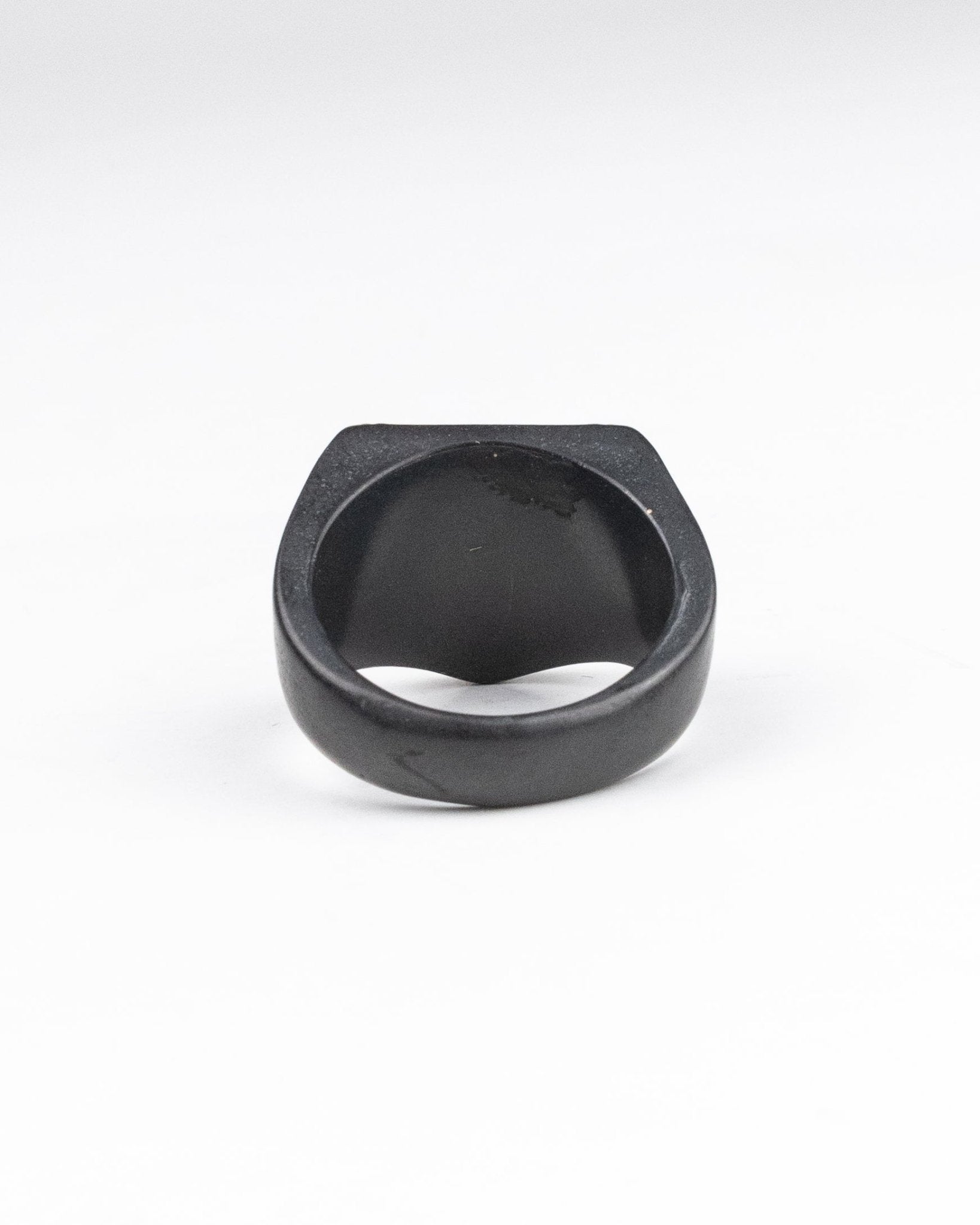 Jernhest - Elias Ring Black - jhstore.se