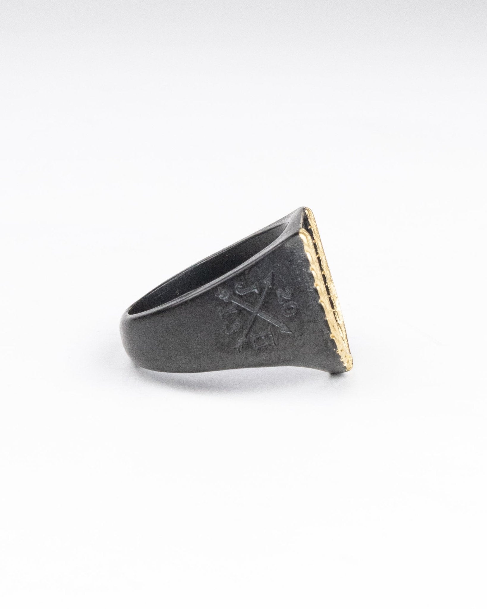 Jernhest - Elias Ring Black - jhstore.se