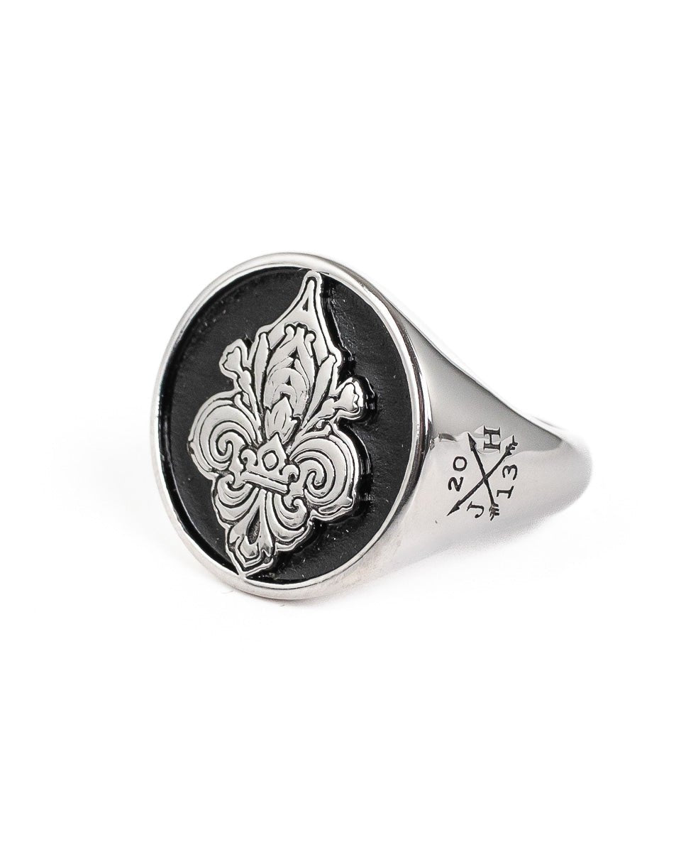 Jernhest - Henry - Ring Fredslilja Silver - jhstore.se