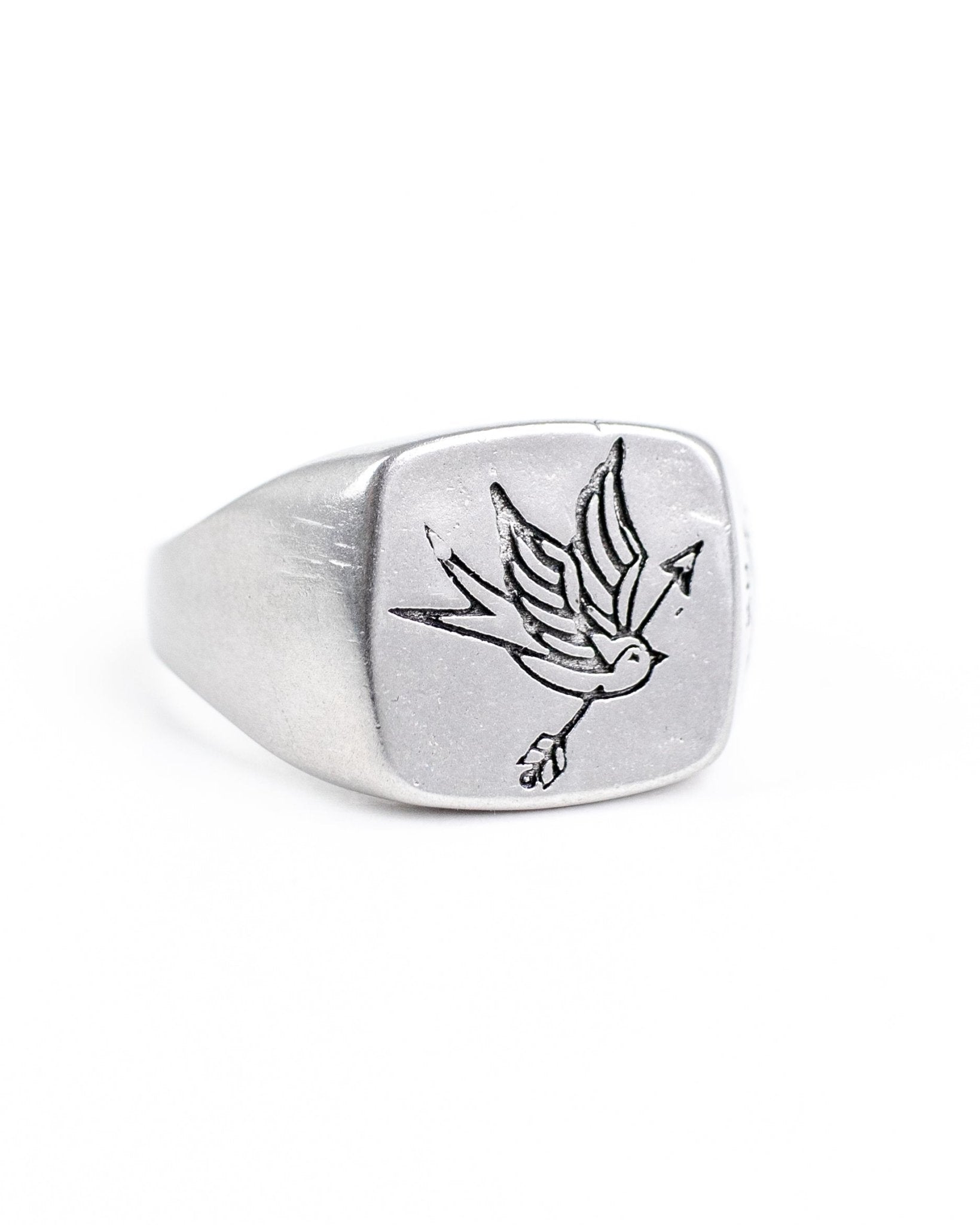 Jernhest - Klackring Svala - Sacha - jhstore.se