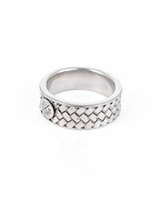 Jernhest - Ring med fiskbensmönster - Clarence - jhstore.se