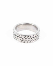 Jernhest - Ring med fiskbensmönster - Clarence - jhstore.se