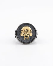 Jernhest - Simon Black Ring - jhstore.se