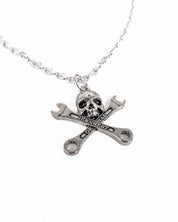 Jernhest - Skull - Hängsmycke döskalle - jhstore.se