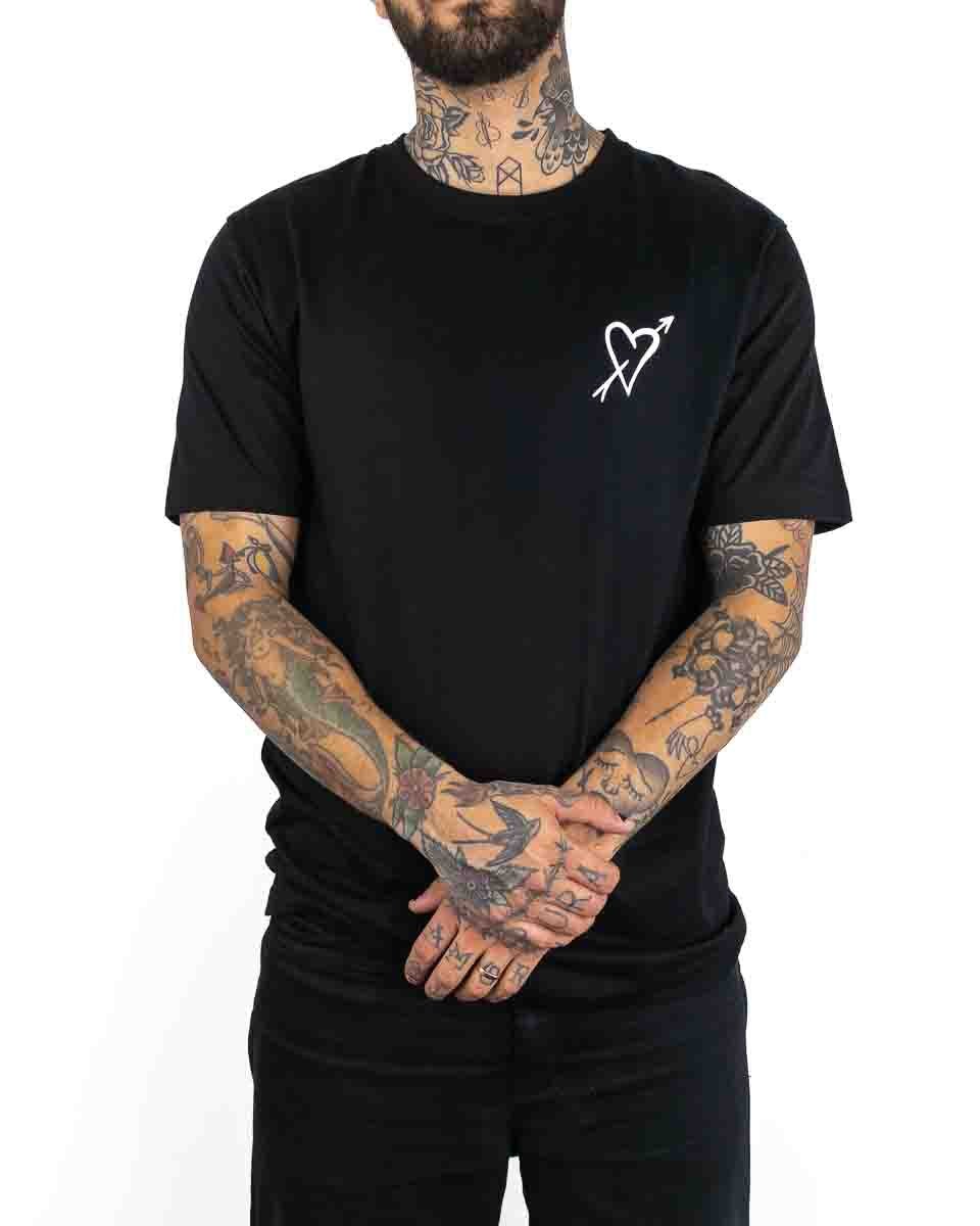 Jernhest - T-shirt Svart - So Sorry - jhstore.se