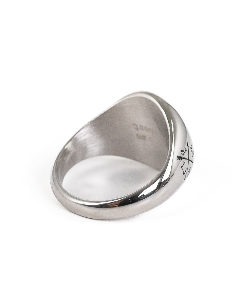 Jernhest - Tomas - Oval Klackring Silver/Svart - jhstore.se