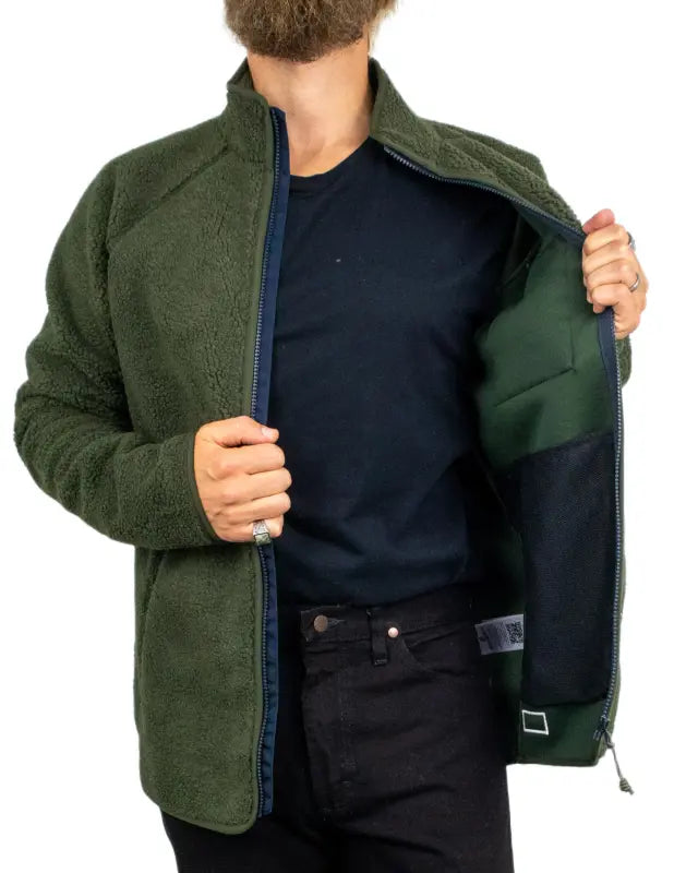 Fjällräven Vardag Pile Fleece i grönt, öppen framsida