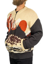 Wrangler Full Zip Cardigan Desert Scenic i beige, snett framifrån