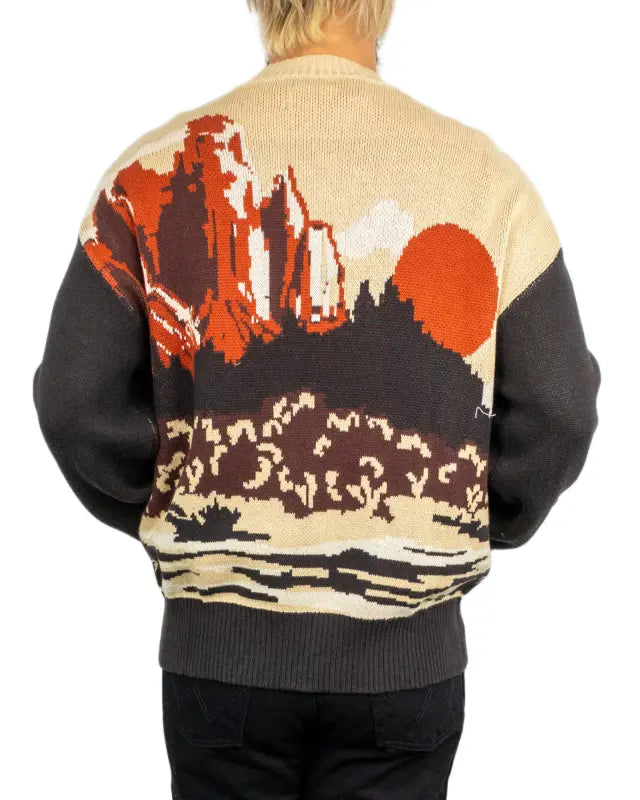 Wrangler Full Zip Cardigan Desert Scenic i beige, baksida med ökenmotiv