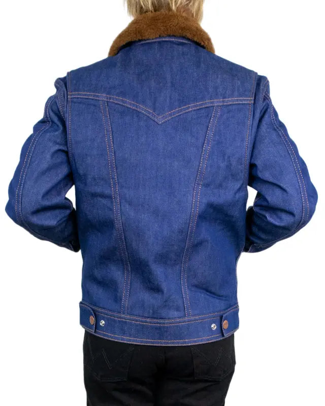 Wrangler Super Jeans Jacket Super Raw i blått, baksida